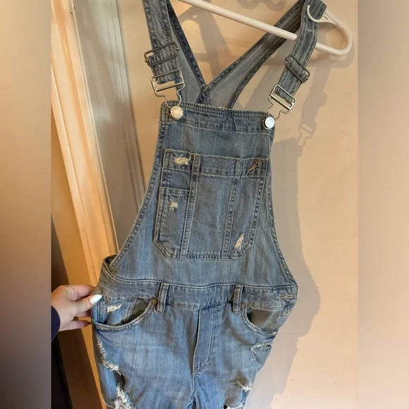 Overalls - Picture 3 of 8